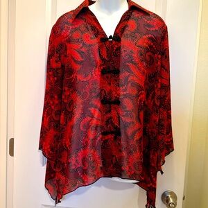 CB career plus Blouse red & black paisley  Special closure detail 2X PTP 27”
